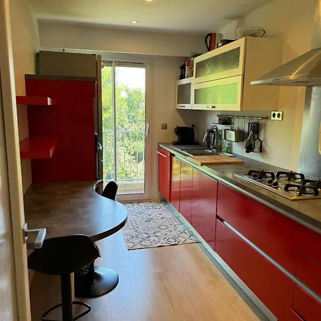 Apartment Joli 3 Pieces Climatise Parking Proche Des Plages